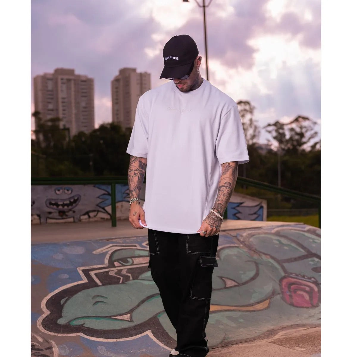 Camiseta Oversized Rugby Cutouts Chami Brand Branco